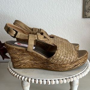 Two Lips woven open toe wedge platform